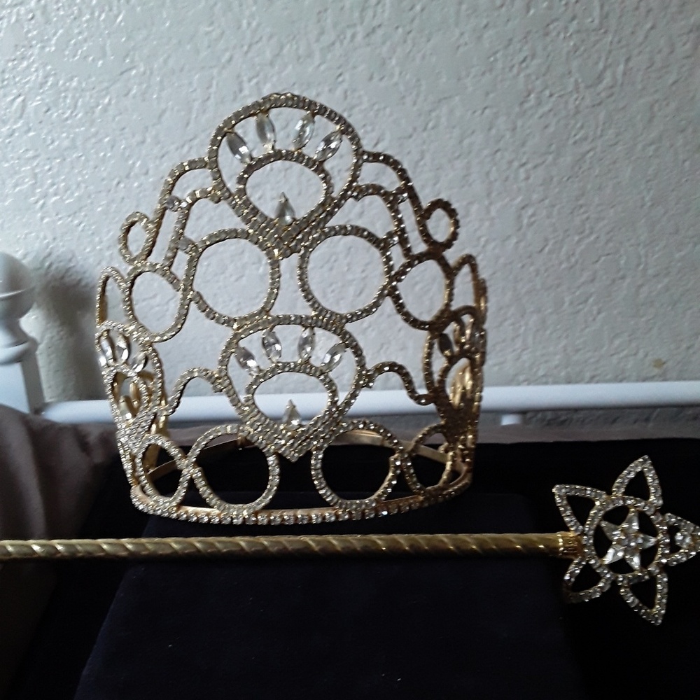 Vintage rhinstone tiara with matching wand.